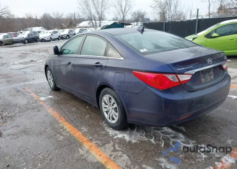 2011 Hyundai Sonata Gls z USA, uszkodzony, nr VIN 5NPEB4AC0BH066523